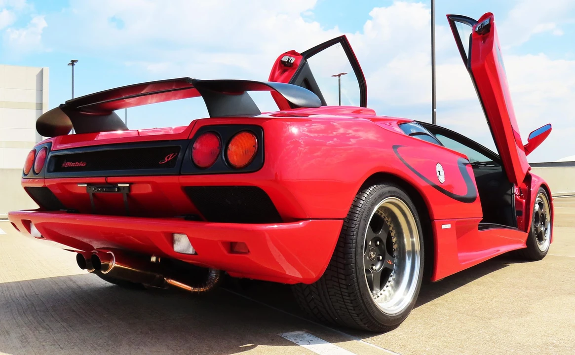 1997 Lamborghini Diablo SV - Image 28 of 31