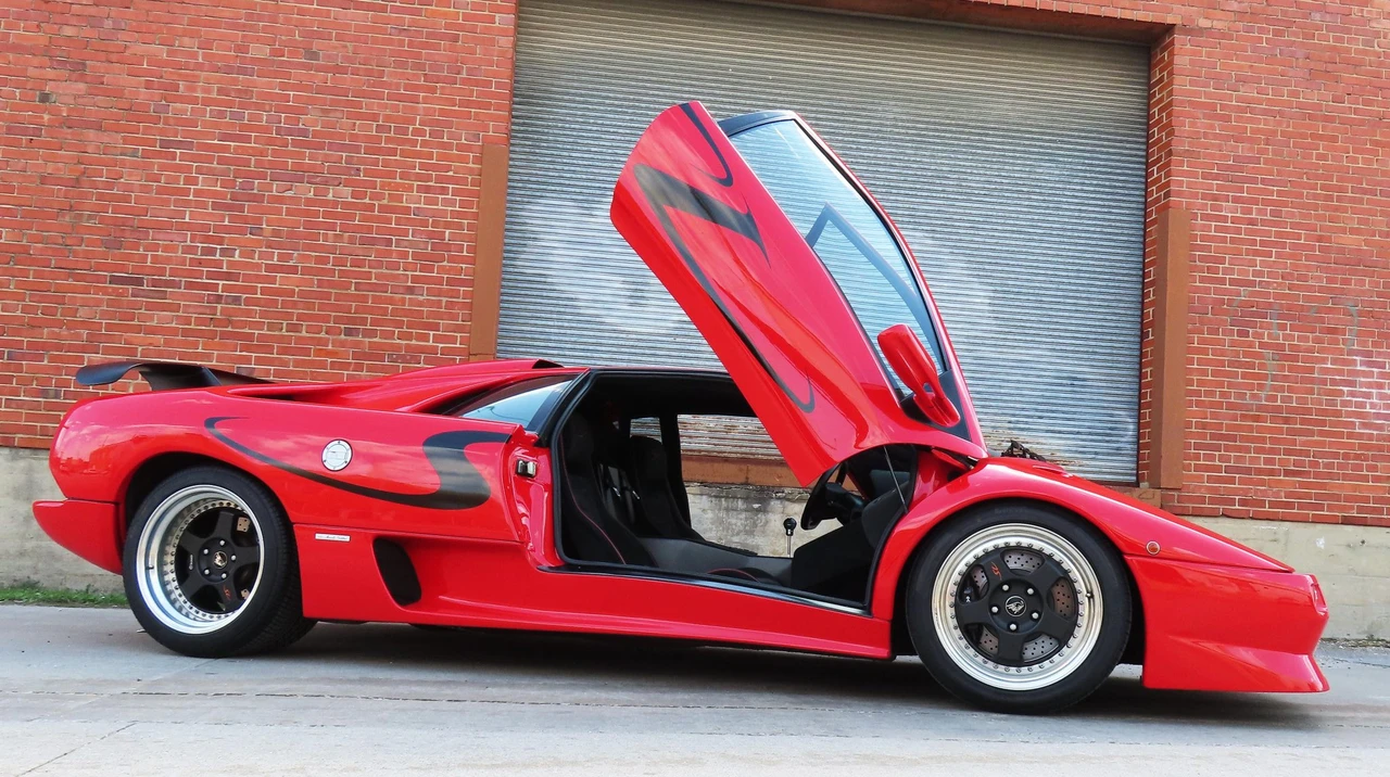 1997 Lamborghini Diablo SV - Image 26 of 31