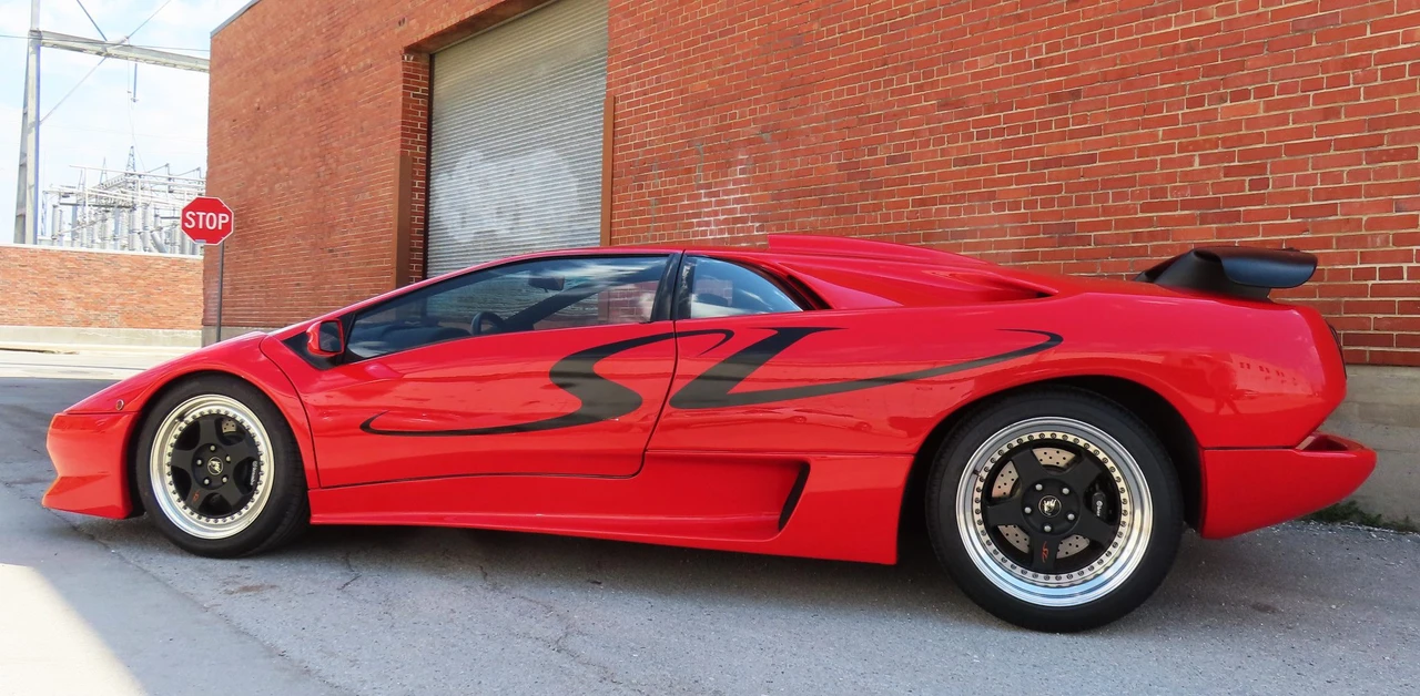 1997 Lamborghini Diablo SV - Image 13 of 31