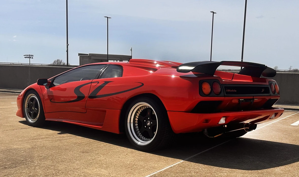 1997 Lamborghini Diablo SV - Image 12 of 31