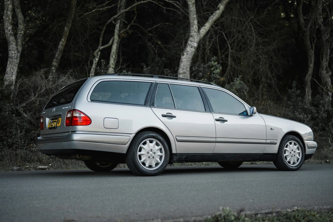1997 Mercedes-Benz W210 E-Class - Image 13 of 31