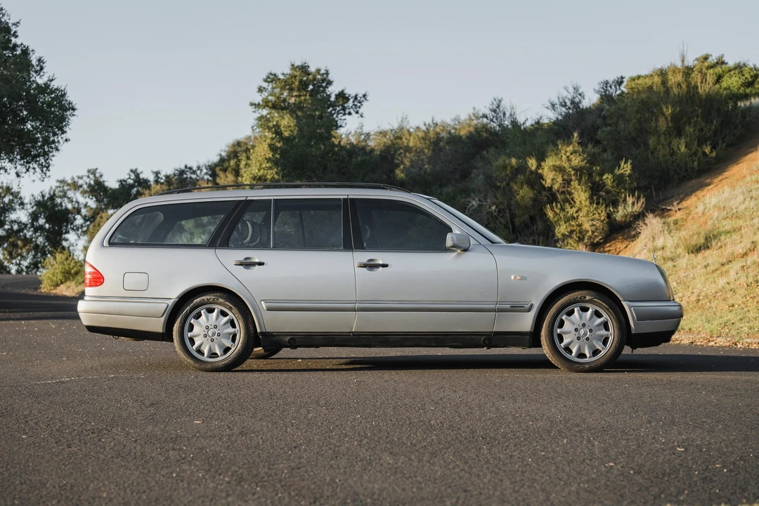 1997 Mercedes-Benz W210 E-Class - Image 3 of 31