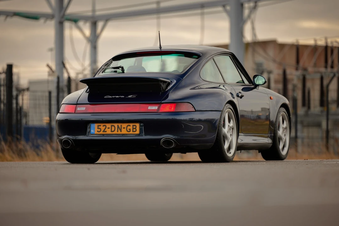 1997 Porsche 993 Carrera 4S - Image 19 of 31