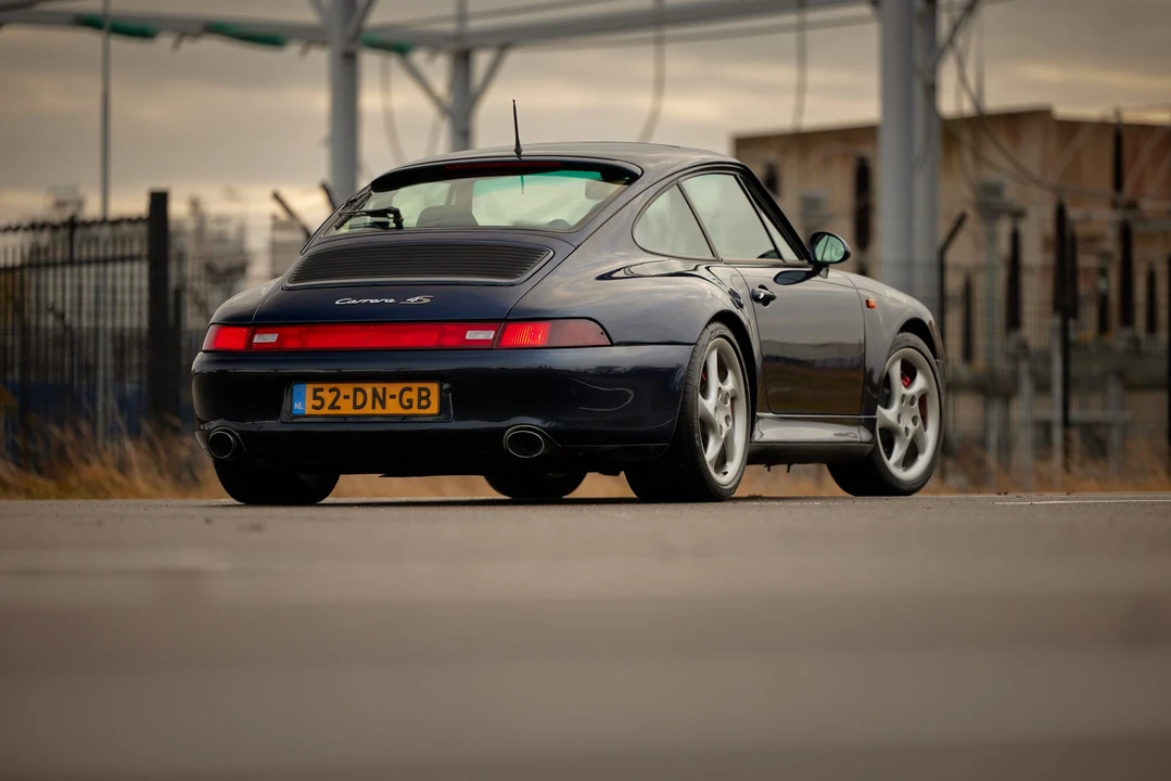 1997 Porsche 993 Carrera 4S - Image 22 of 31