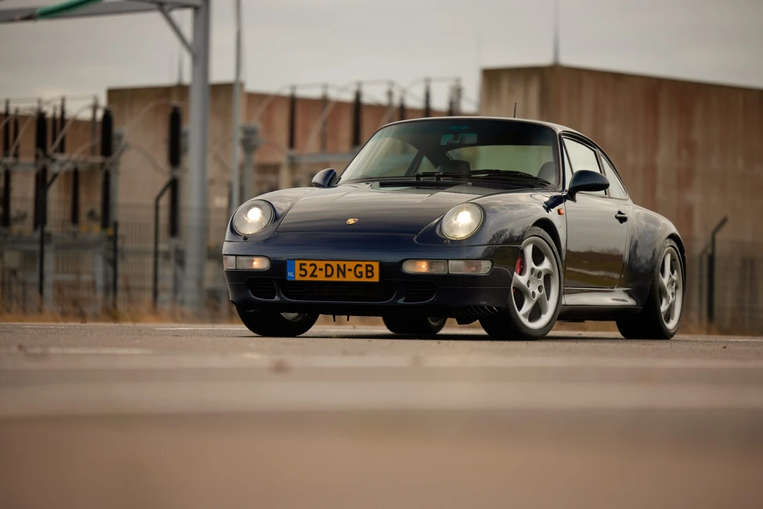 1997 Porsche 993 Carrera 4S - Image 3 of 31
