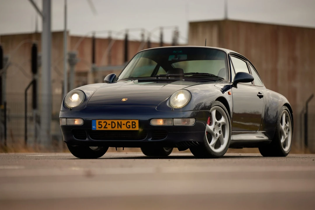 1997 Porsche 993 Carrera 4S - Image 5 of 31