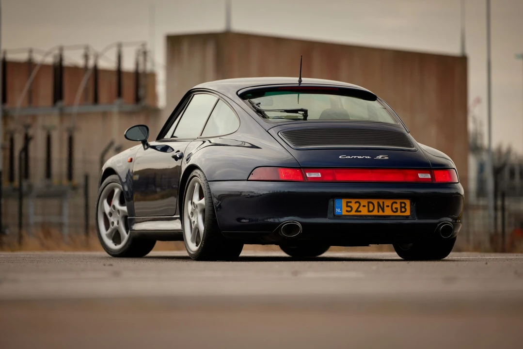 1997 Porsche 993 Carrera 4S - Image 14 of 31