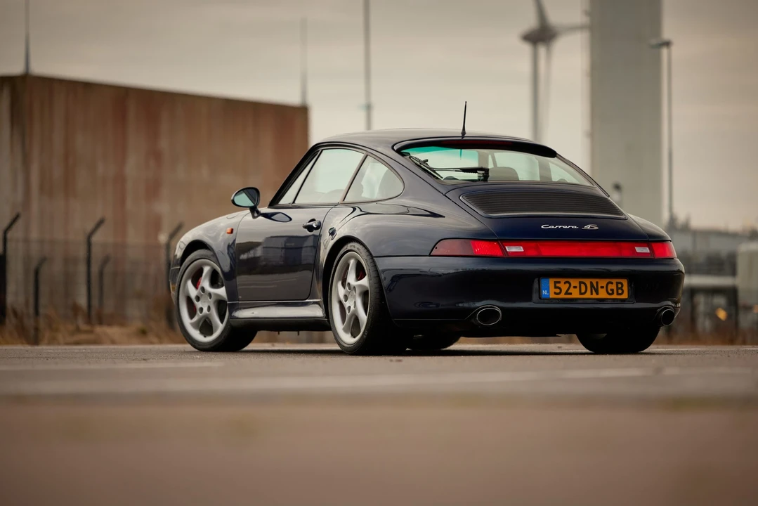 1997 Porsche 993 Carrera 4S - Image 9 of 31