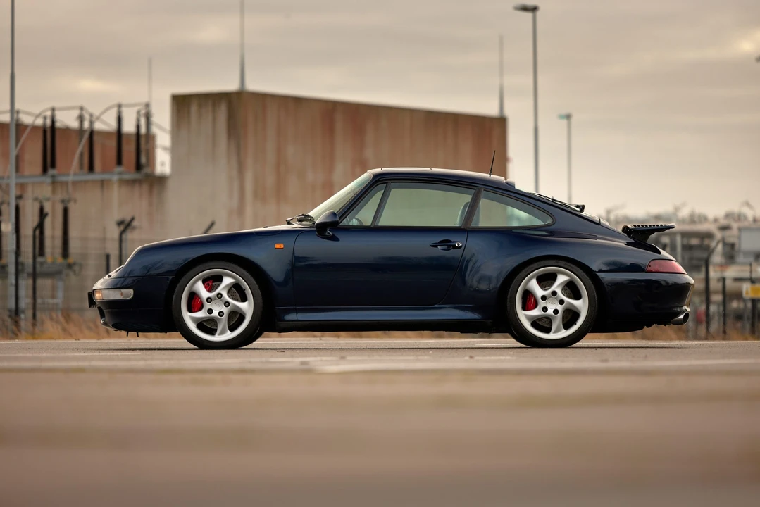 1997 Porsche 993 Carrera 4S - Image 8 of 31