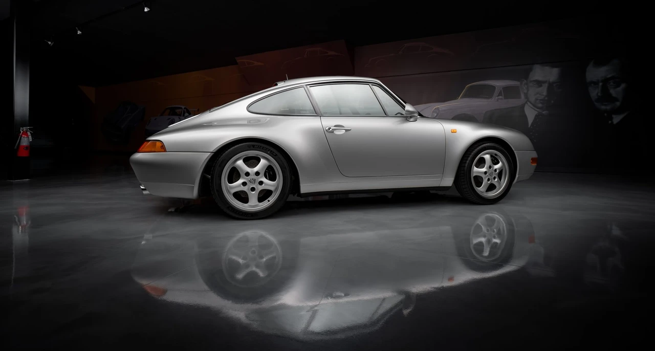 1997 Porsche 993 Carrera - Image 28 of 31