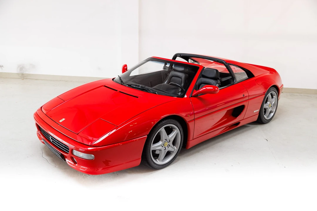 1999 Ferrari F355 GTS - Image 2 of 31