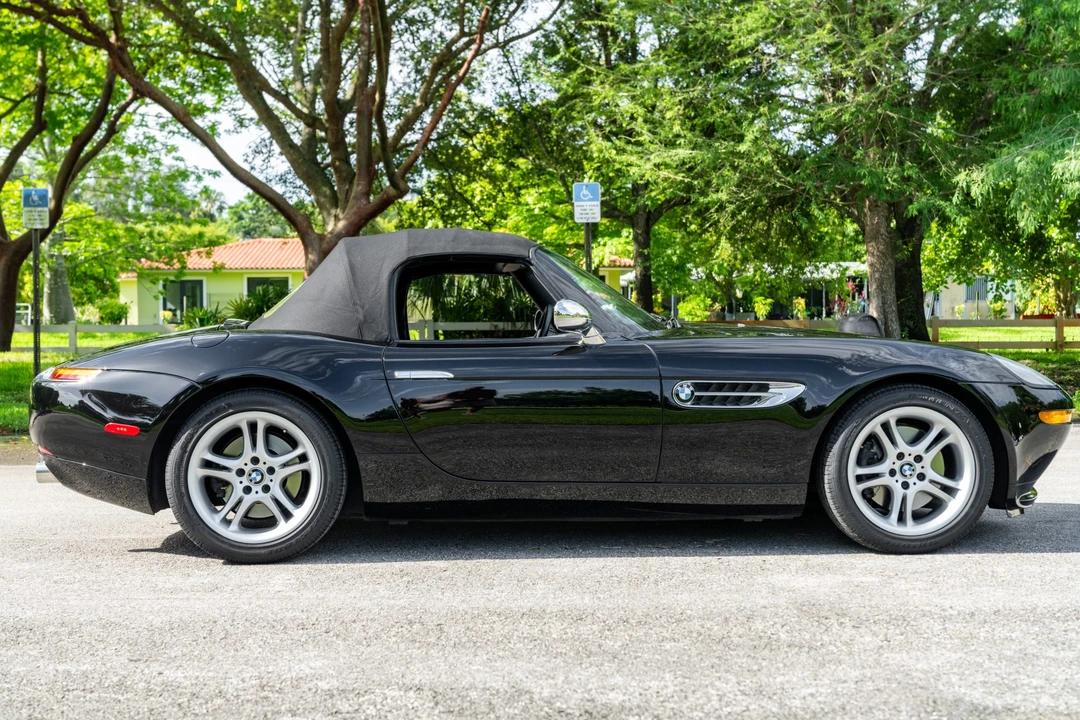2001 BMW Z8 - Image 15 of 31