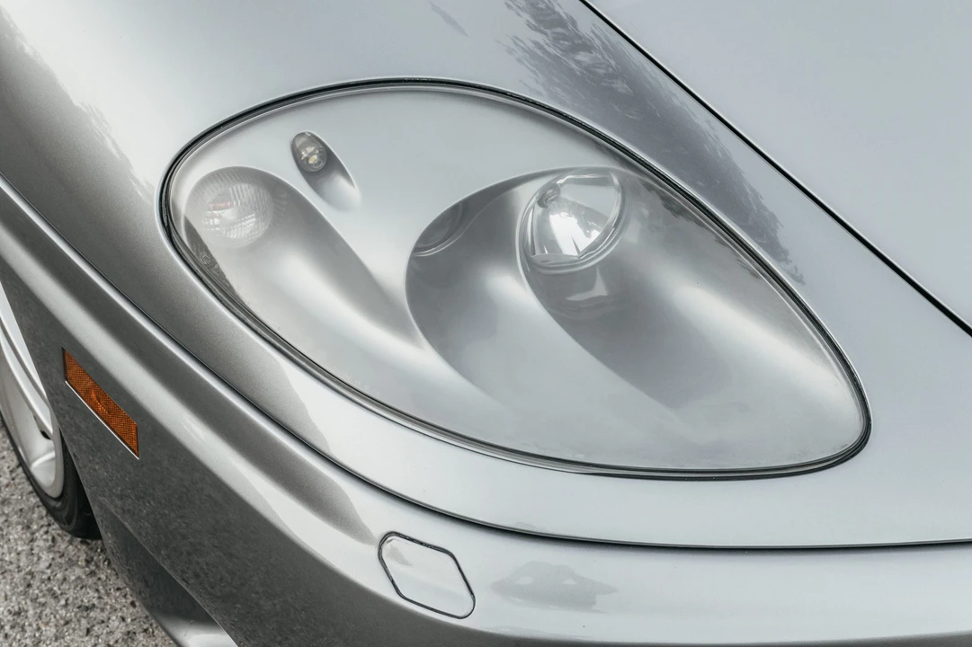 2001 Ferrari 360 Spider - Image 24 of 31