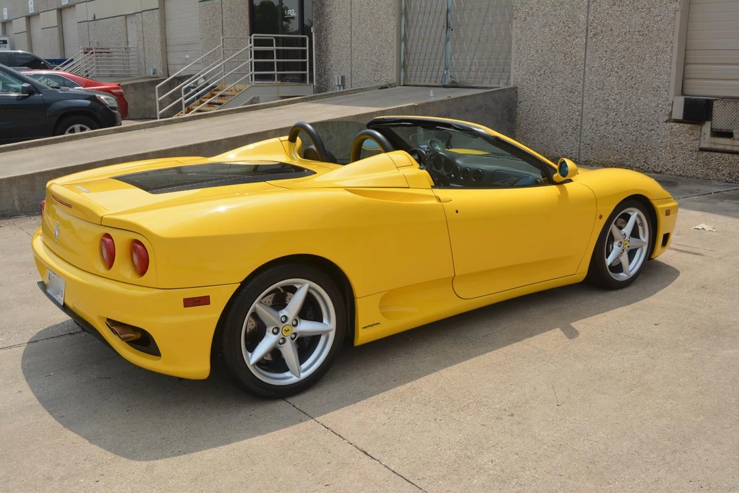 2001 Ferrari 360 Spider - Image 5 of 31