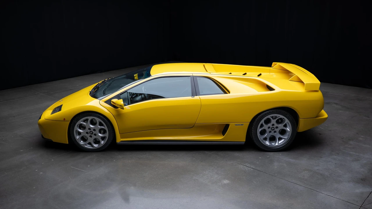2001 Lamborghini Diablo VT - Image 7 of 31