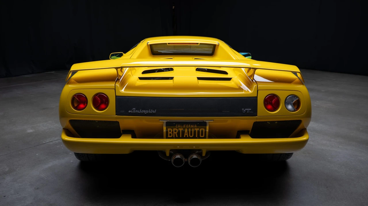 2001 Lamborghini Diablo VT - Image 10 of 31