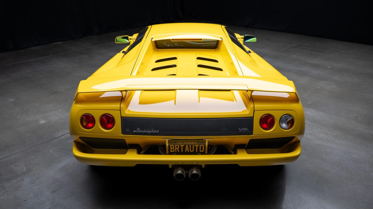 2001 Lamborghini Diablo VT - Image 11 of 31