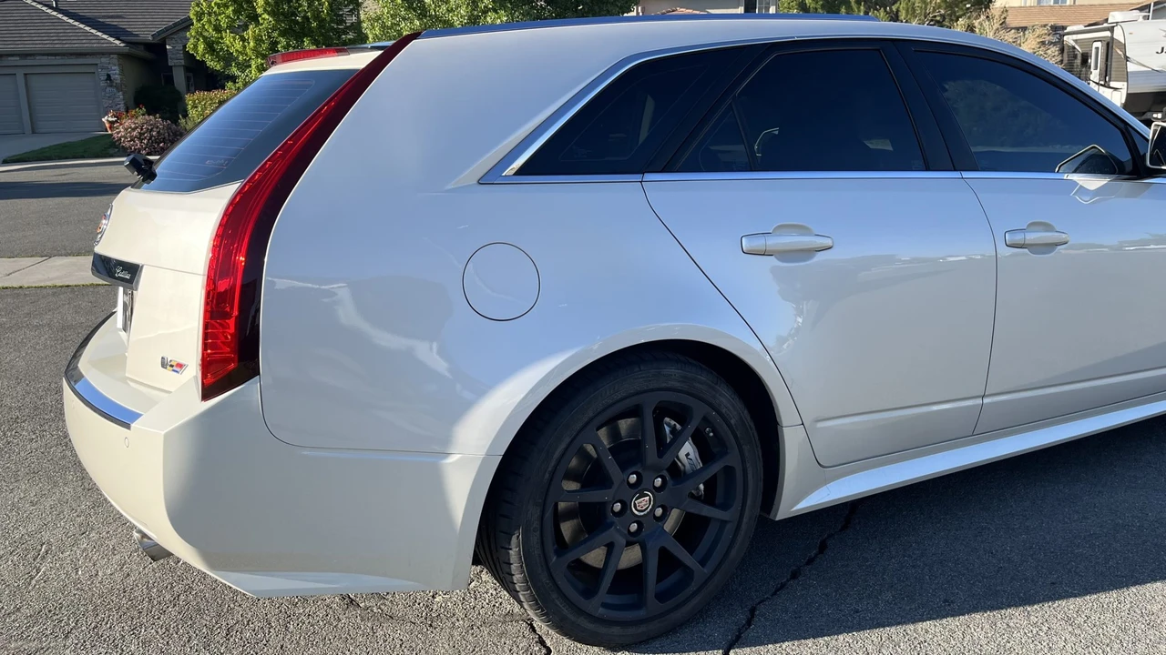 2012 Cadillac CTS-V 2nd Gen - Image 28 of 31