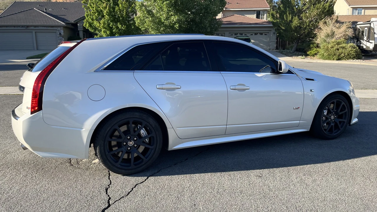2012 Cadillac CTS-V 2nd Gen - Image 10 of 31