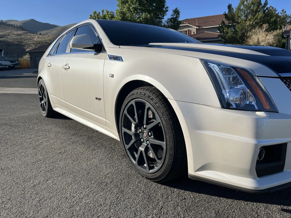 2012 Cadillac CTS-V 2nd Gen - Image 17 of 31