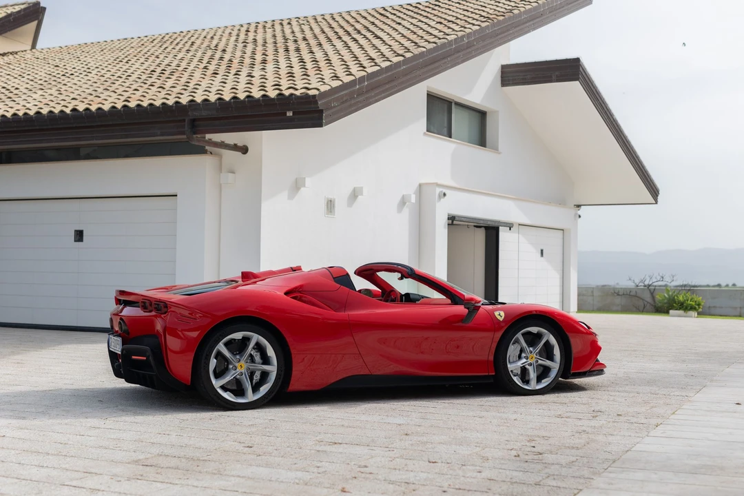 2024 Ferrari SF90 Spider - Image 9 of 31