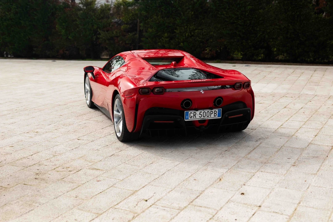 2024 Ferrari SF90 Spider - Image 21 of 31
