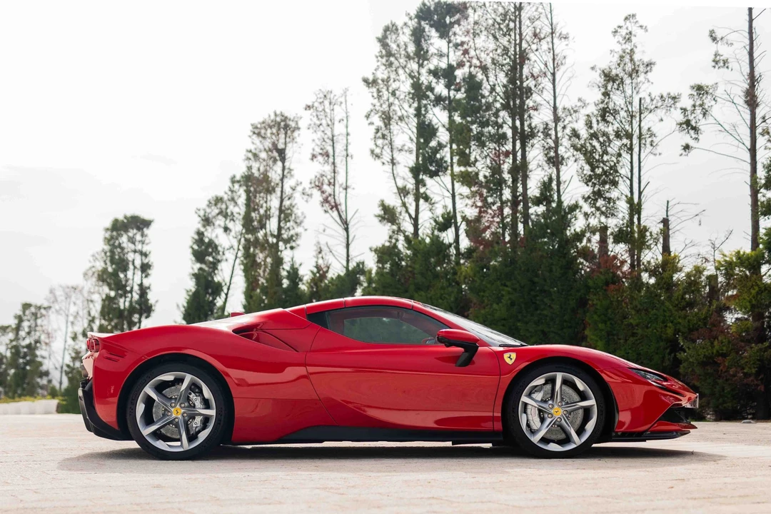 2024 Ferrari SF90 Spider - Image 17 of 31