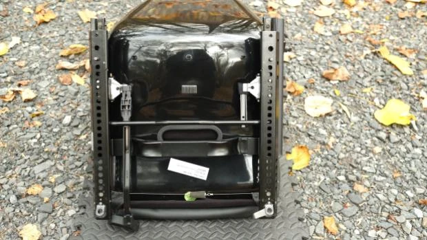 Parts & Memorabilia Seats & Interior - Image 4 of 4