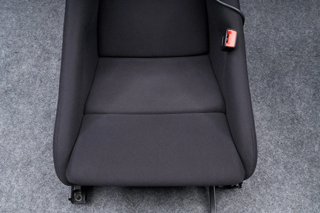 Parts & Memorabilia Seats & Interior - Image 10 of 31
