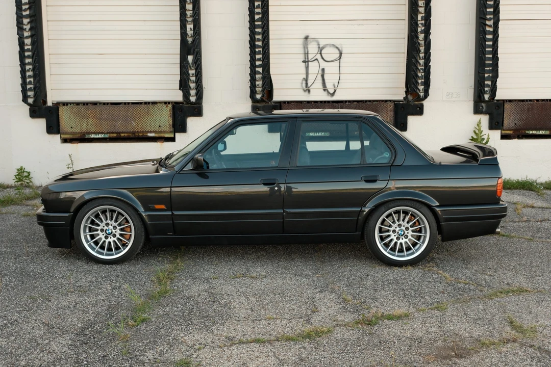 1989 BMW E30 3 Series - Image 11 of 31