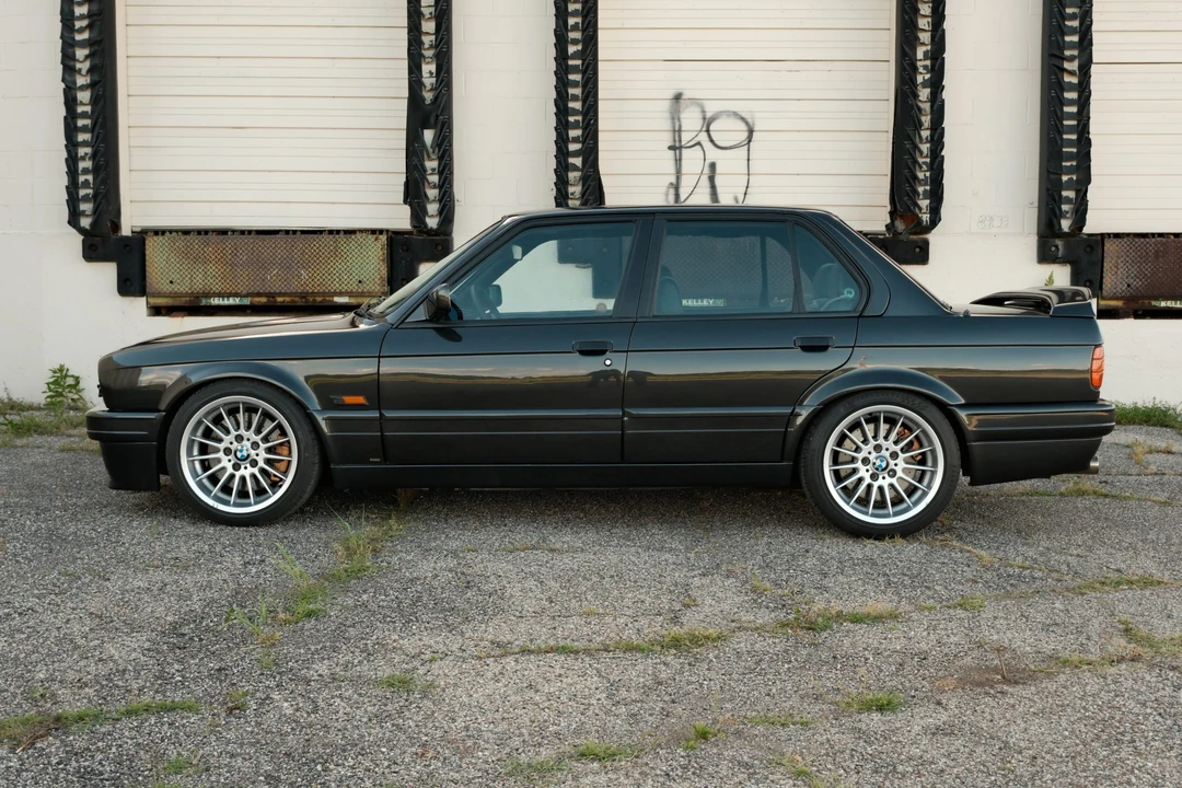 1989 BMW E30 3 Series - Image 12 of 31