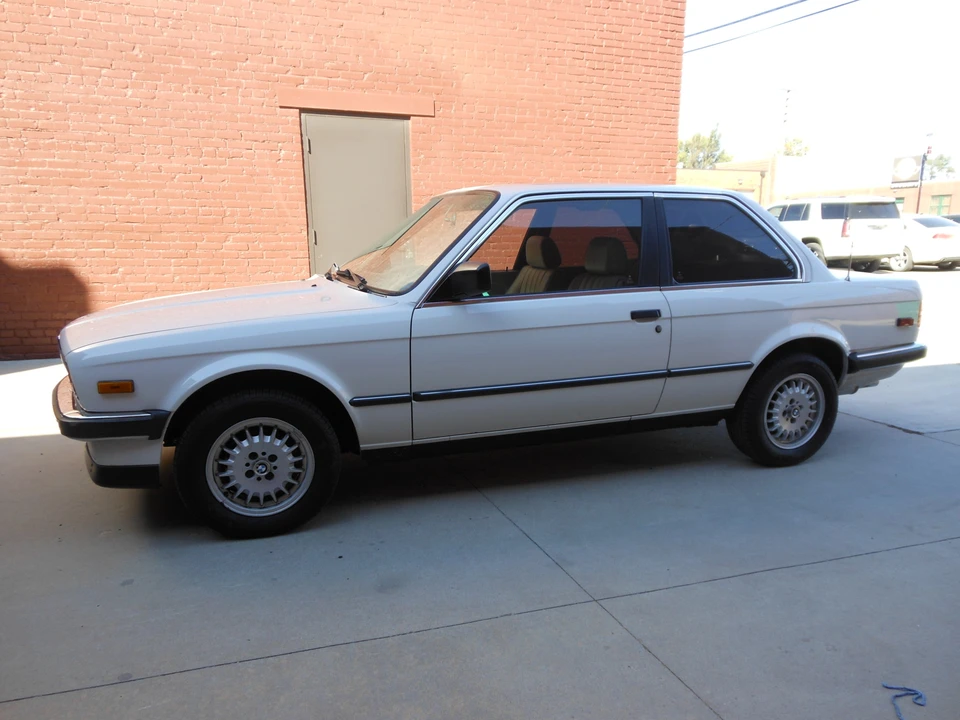 1986 BMW E30 3 Series - Image 25 of 31