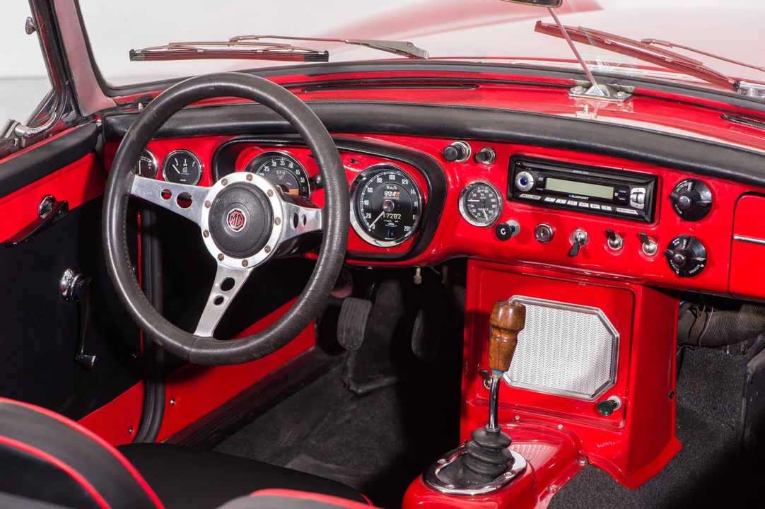 1963 MG MGB Roadster - Image 9 of 30