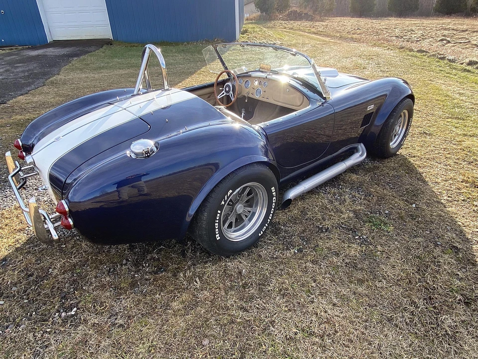 Shelby Cobra Replica - Image 10 of 31