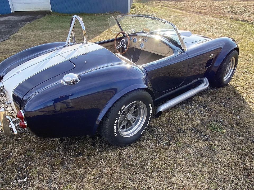 Shelby Cobra Replica - Image 11 of 31
