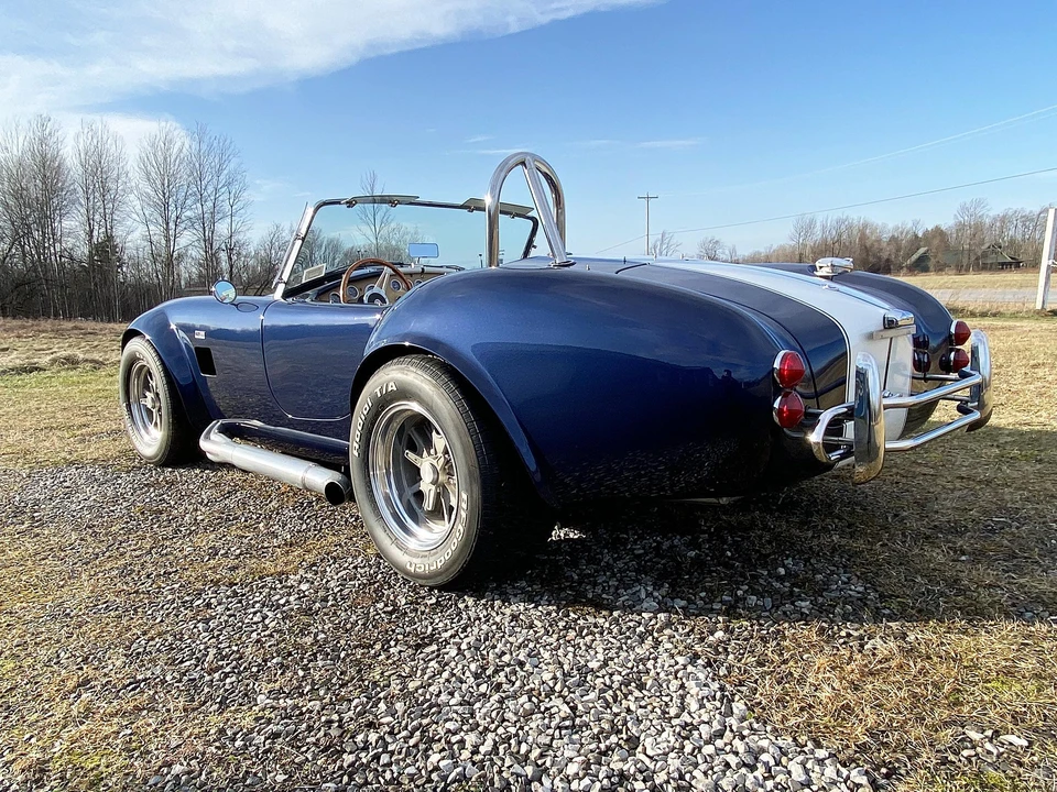 Shelby Cobra Replica - Image 7 of 31