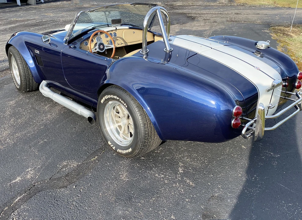 Shelby Cobra Replica - Image 16 of 31