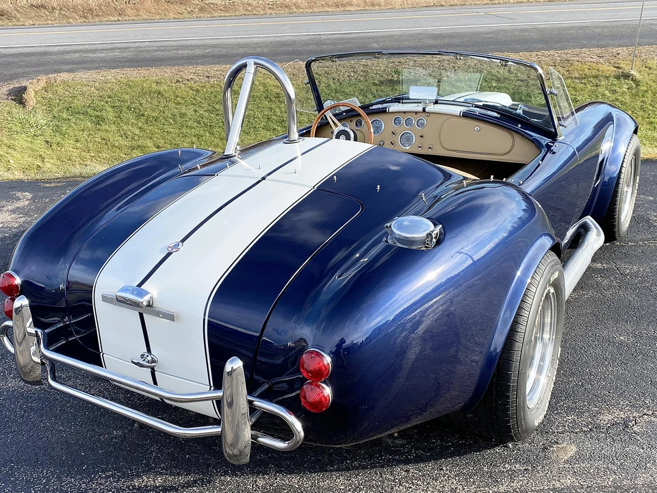 Shelby Cobra Replica - Image 19 of 31