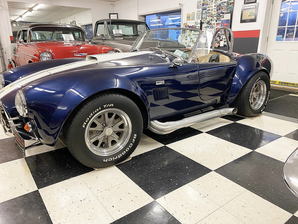 Shelby Cobra Replica - Image 28 of 31