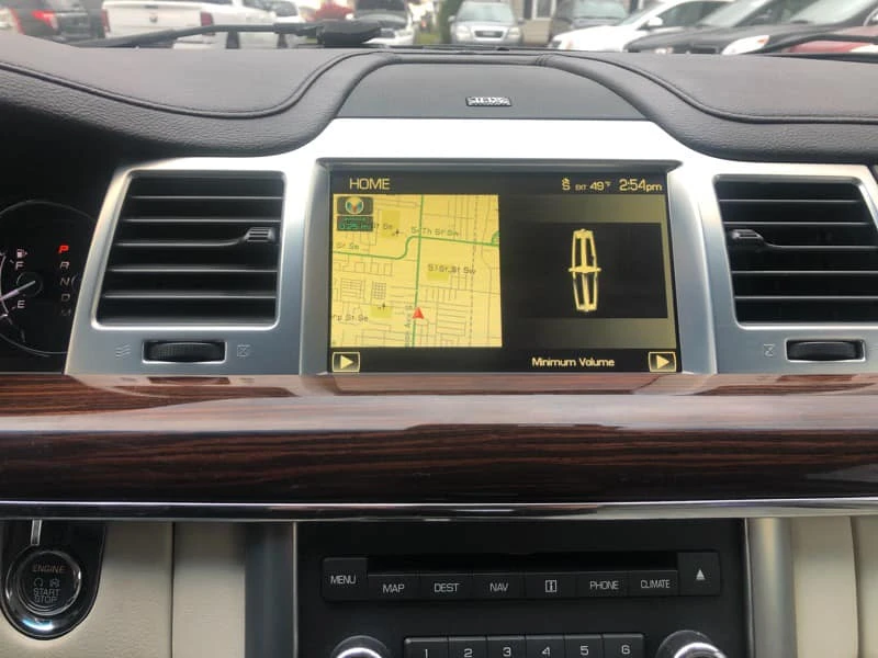 2010 Lincoln MKS - Image 7 of 9