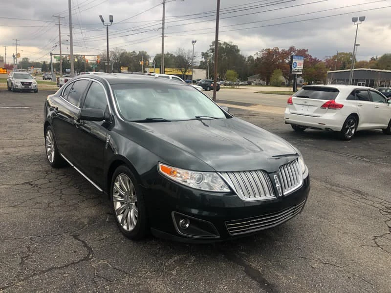2010 Lincoln MKS - Image 2 of 9