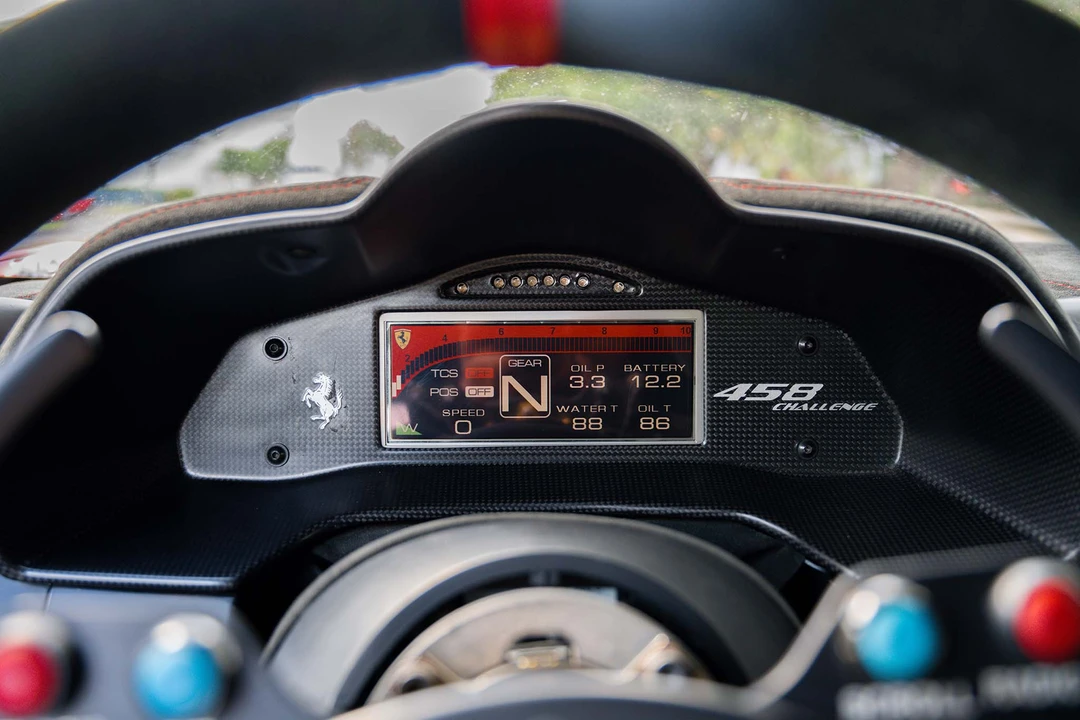 2012 Ferrari 458 - Image 27 of 31