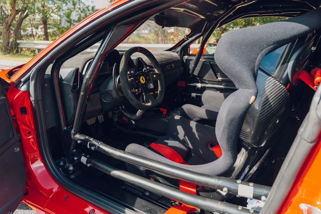 2012 Ferrari 458 - Image 23 of 31