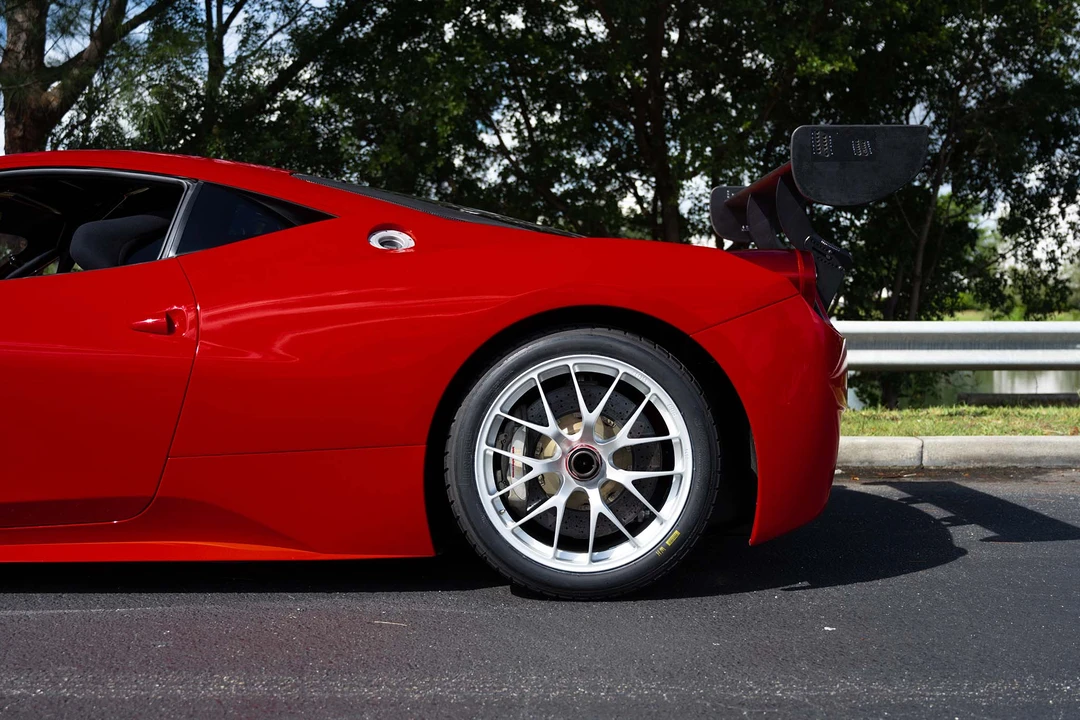 2012 Ferrari 458 - Image 21 of 31