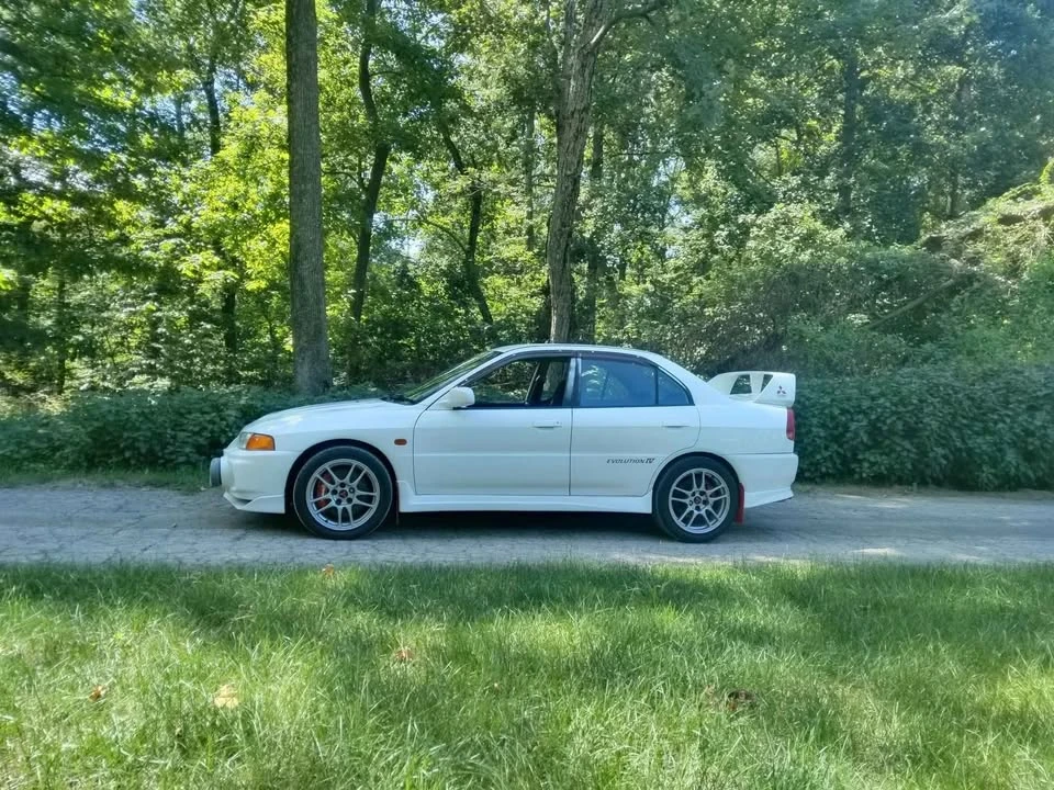 Mitsubishi Lancer Evolution IV 6th Gen - Image 10 of 10