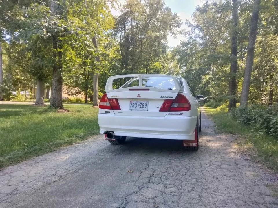 Mitsubishi Lancer Evolution IV 6th Gen - Image 8 of 10