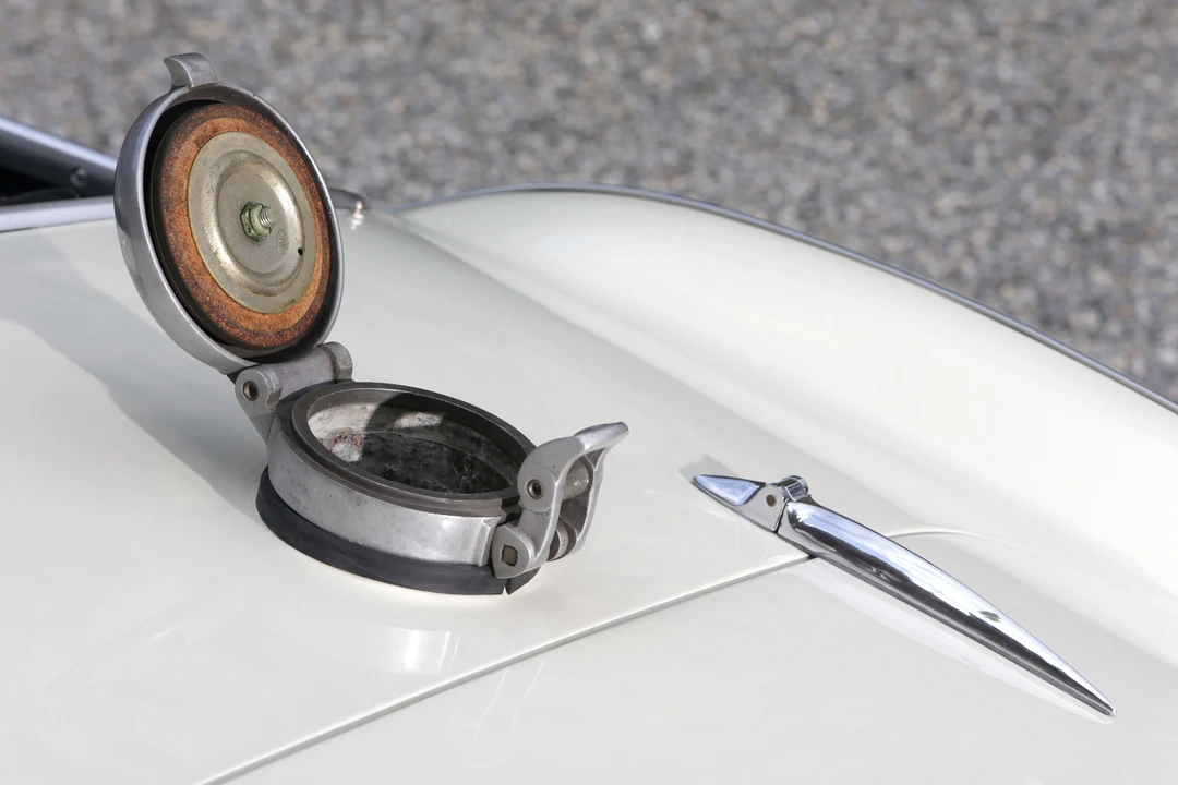 1955 Austin-Healey 100 - Image 13 of 26