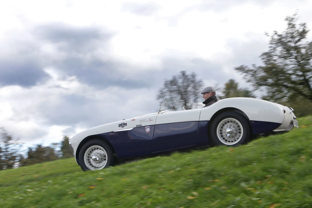 1955 Austin-Healey 100 - Image 5 of 26