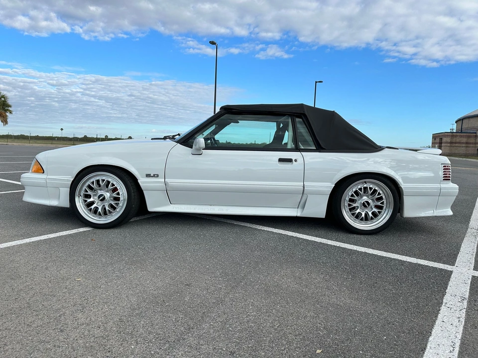 1990 Ford Mustang GT 3rd Gen - Image 21 of 31