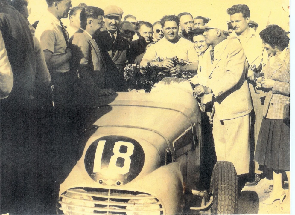 Simca - Image 21 of 30